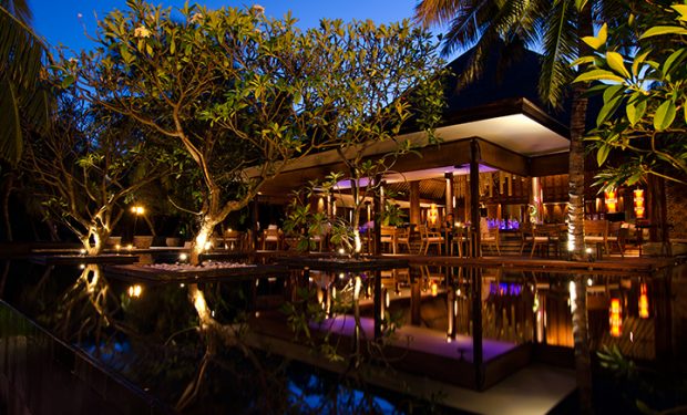 One And Only Reethi Rah Rah Bar Starlight Grill And Sax