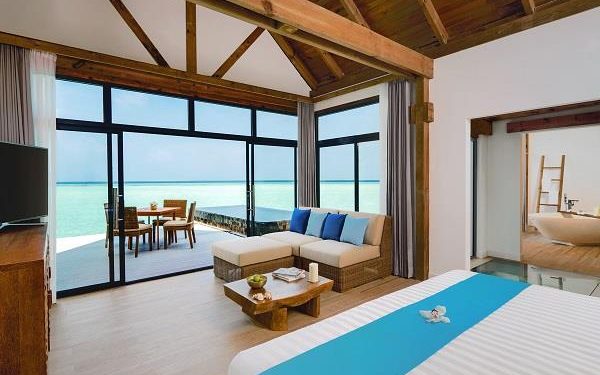 858 640 Movenpick Resort Kuredhivaru Maldives Overwater Villa Interior